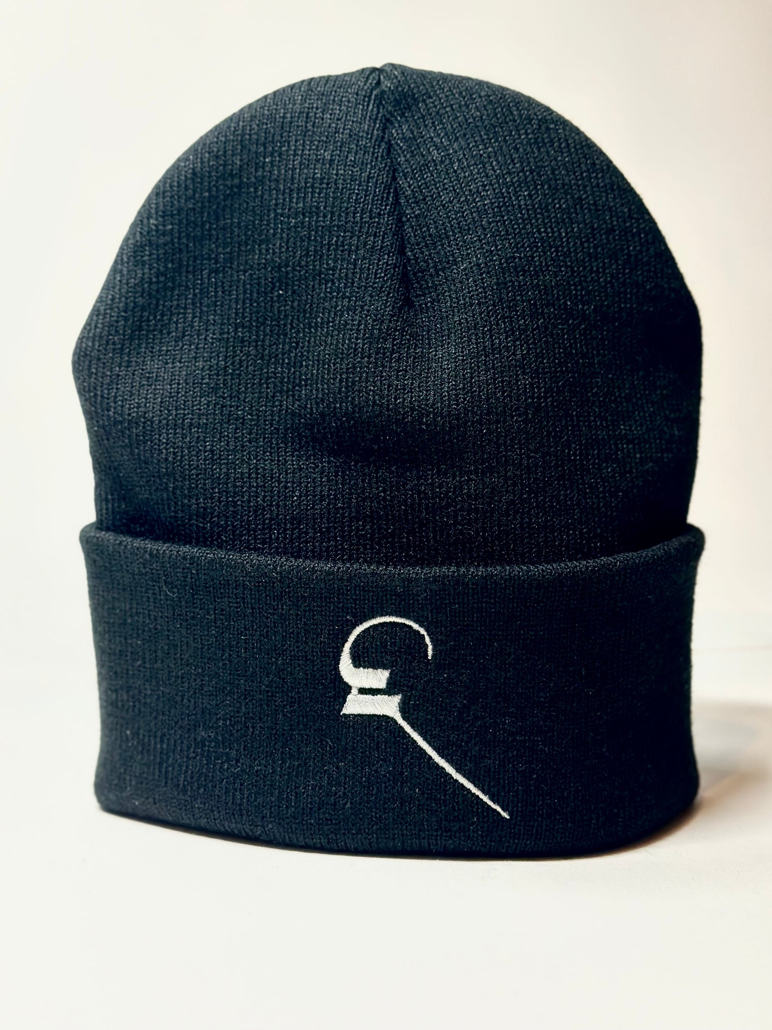 Beanie Pin Logo